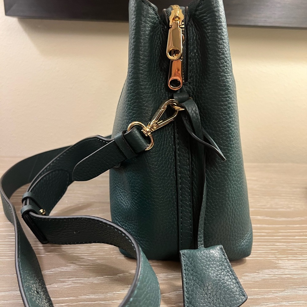 Radley London Duke Place medium compartment crossbody leather bag in pine needle - Picture 10 of 15